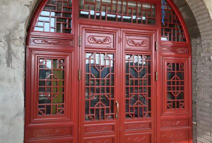 仿古的铝合金门窗,你觉得适合现在的装修吗?【冠墅阳光】