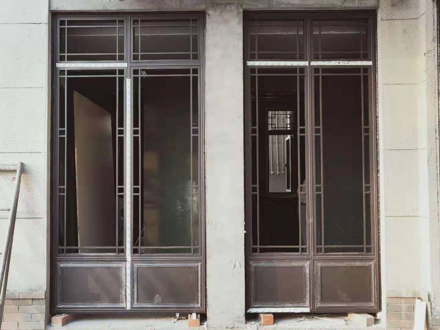 别墅中式铝合金门窗.jpg