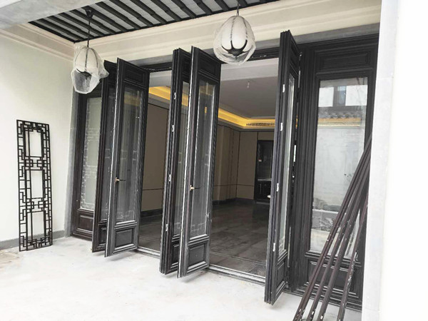 铝合金仿古门窗.jpg