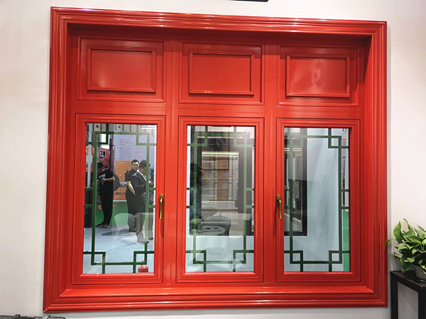 朱红色仿古门窗.jpg