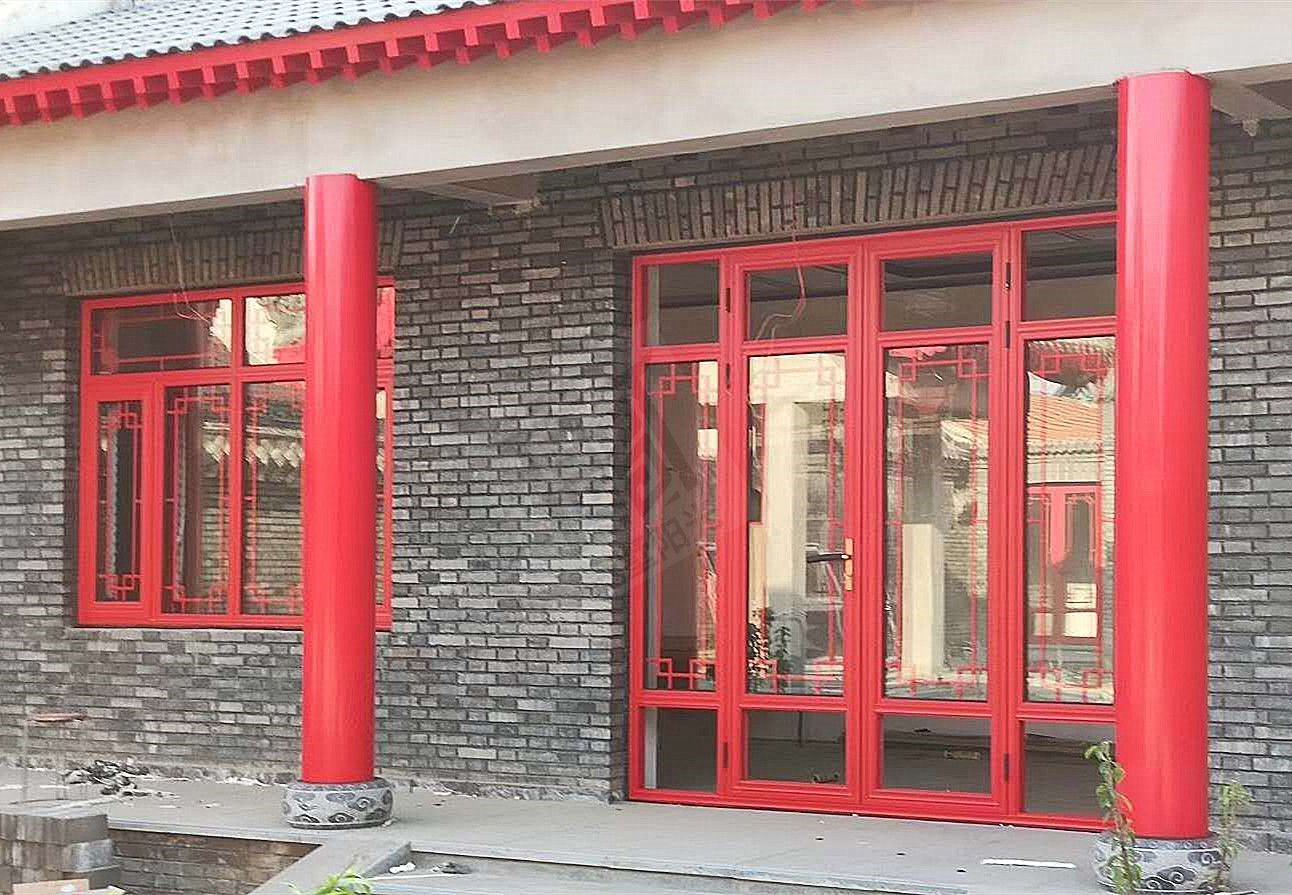 中国红四合院仿古门窗.jpg
