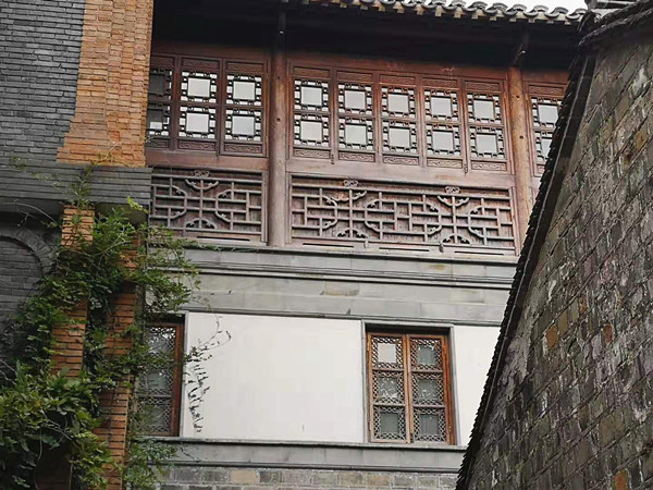 中式建筑门窗.jpg