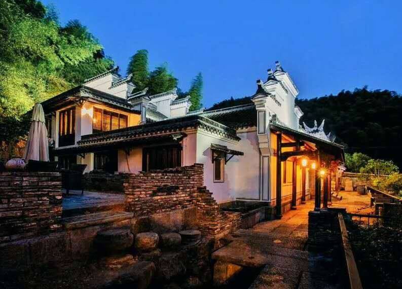 上饶哪里有仿古门窗买？.jpg